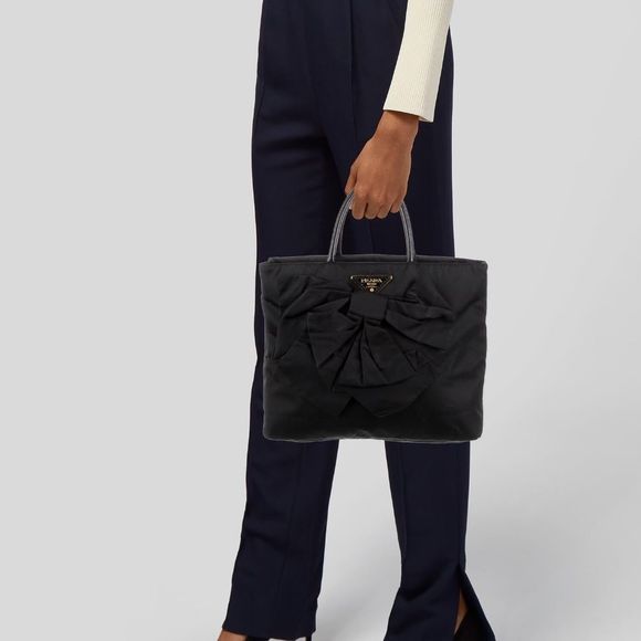 PRADA Tessuto Bow Tote bag - Picture 6 of 15